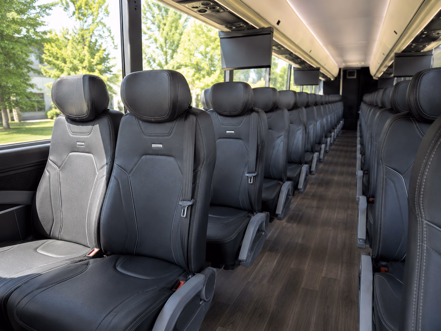 corporate wine events and large group wine tour charter buses