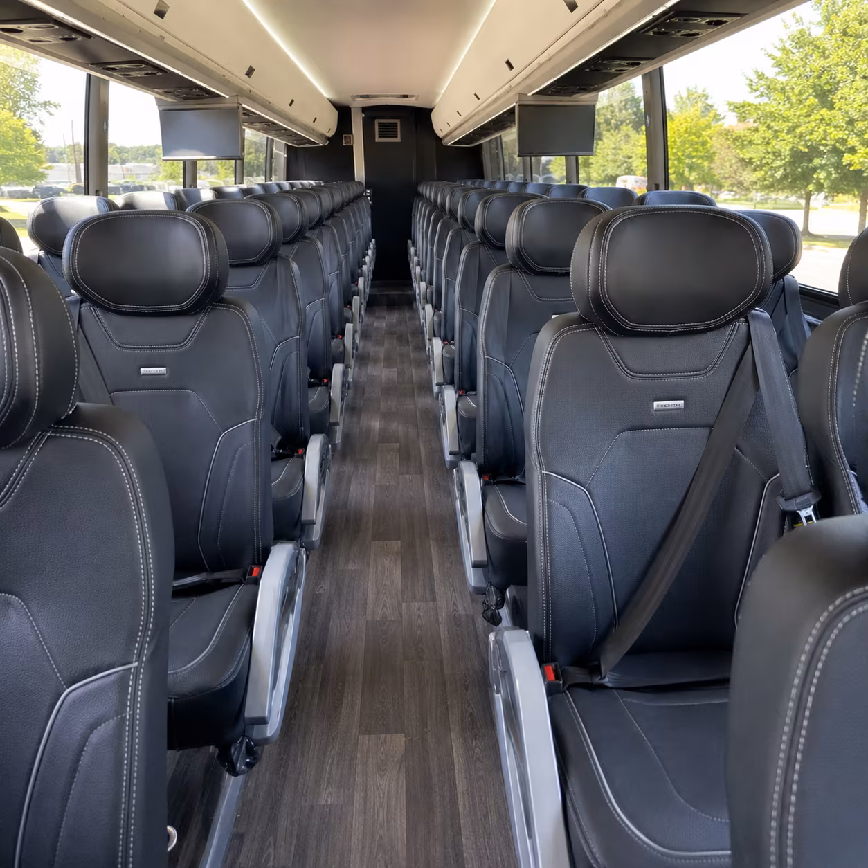 getting to the broward center for the performing arts is easier with a charter bus