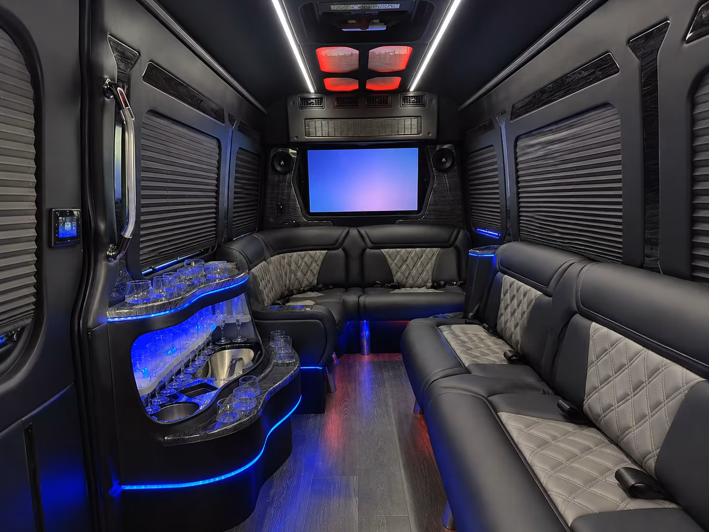 these are the buses your prom quinceanera and birthday group needs in coral springs