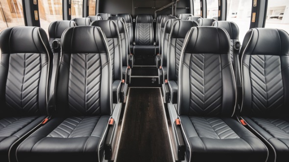 30 passenger minibus rental coconut creek