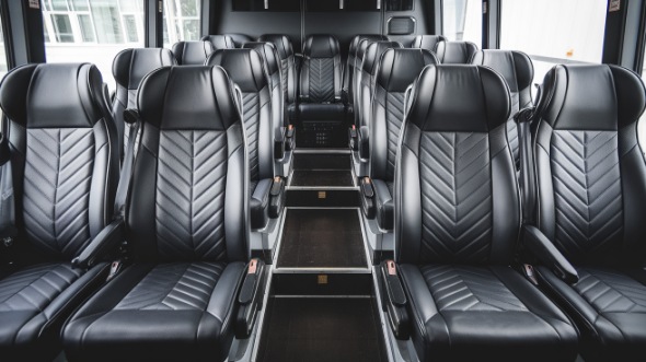 35 passenger minibus rental coconut creek